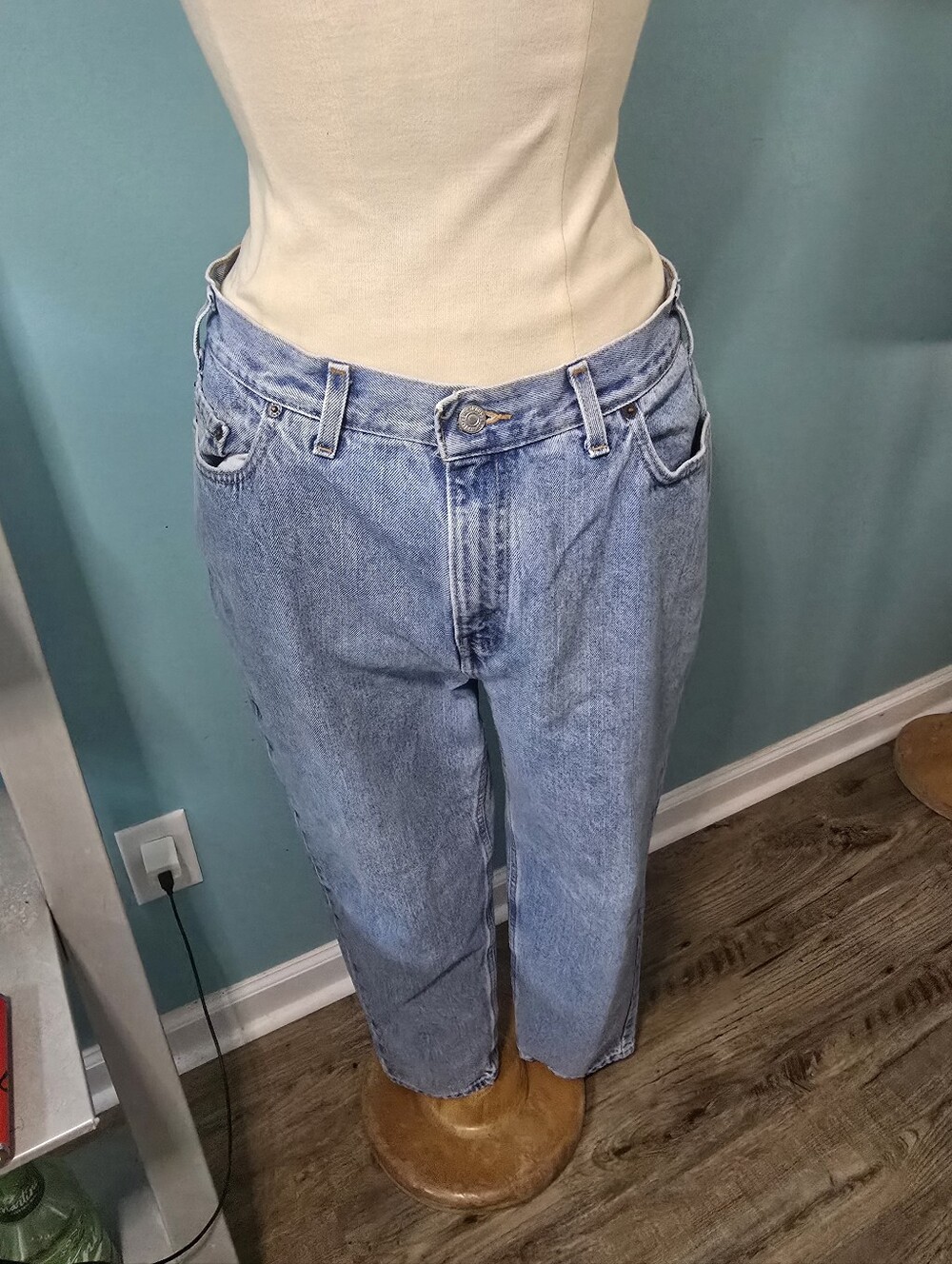 Classic Light Blue High-Waist Women's Jeans